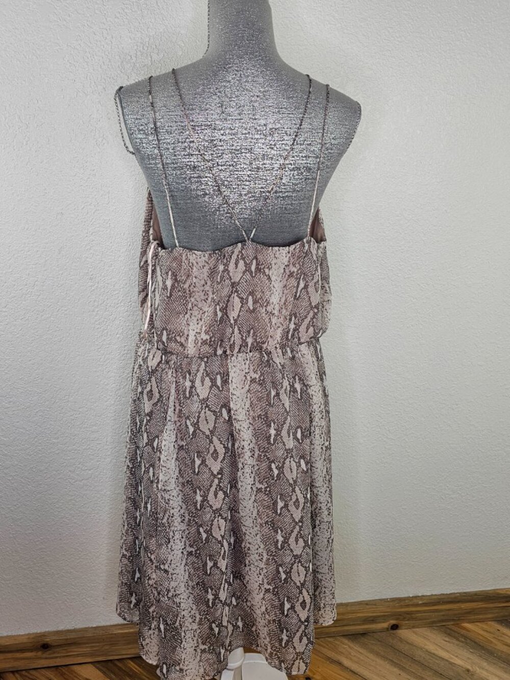 Banana Republic Snakeskin Print Knee Length Dress Size Large - Picture 6 of 8